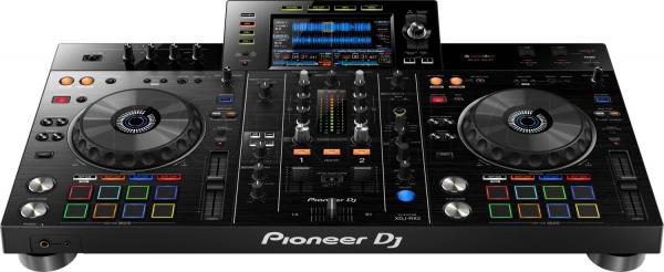 Pioneer XDJ-RX2 front